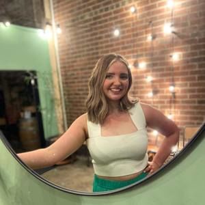 Meet your Posher, Ashley